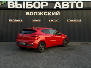 2017 Kia Ceed II Рестайлинг, красный, 1350000 рублей, вид 2
