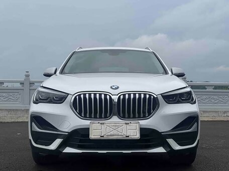 2022 BMW X1 Long 20Li sDrive II (F48) Рестайлинг, белый, 2045000 рублей, вид 2
