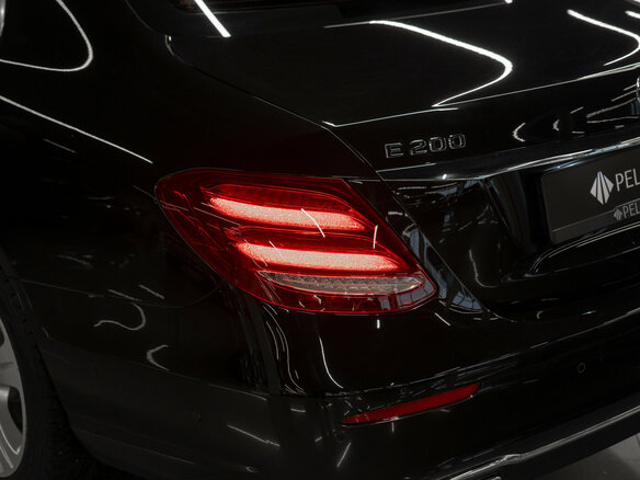 2017 Mercedes-Benz E-Класс 200 V (W213, S213, C238), чёрный, 3300000 рублей - вид 8