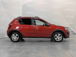 2015 Renault Sandero Stepway II, красный, 699000 рублей, вид 5