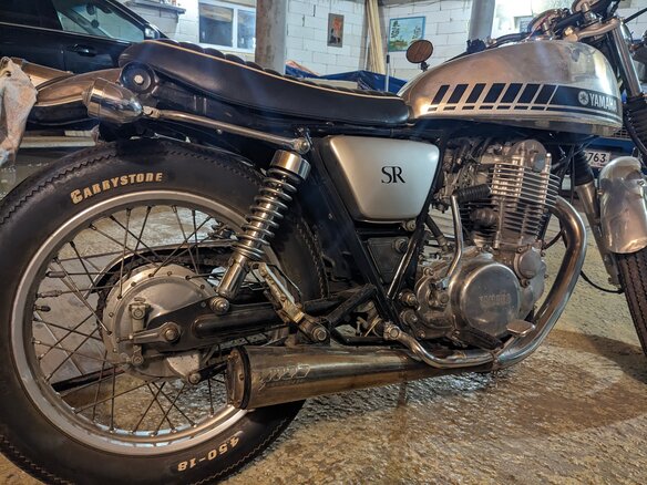 2001 Yamaha SR400, серебристый, 249999 рублей - вид 5