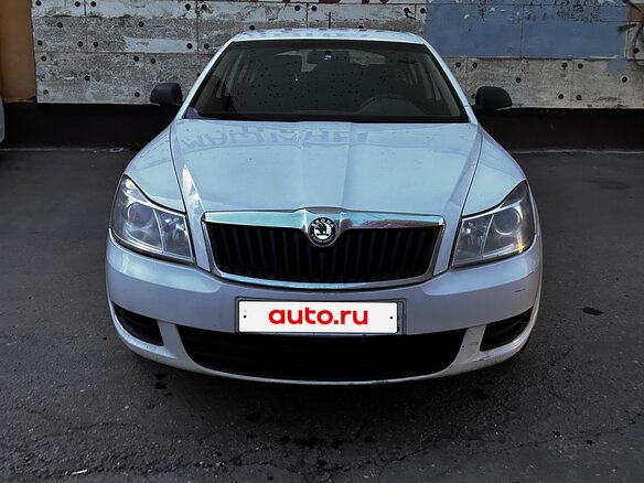 2013 Skoda Octavia II (A5) Рестайлинг, белый, 550000 рублей - вид 2