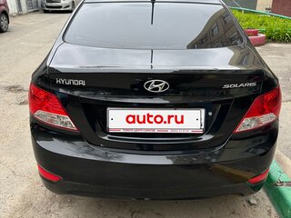 2013 Hyundai Solaris I, чёрный, 810000 рублей, вид 5