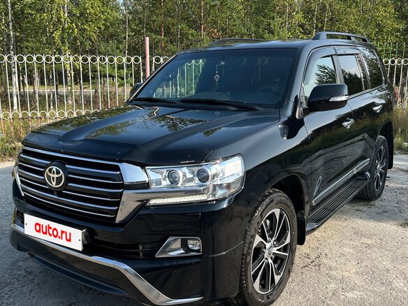 2015 Toyota Land Cruiser 200 Series Рестайлинг 2, чёрный