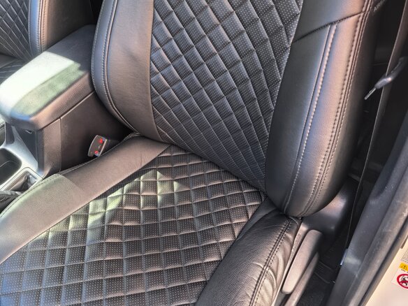 2013 Toyota RAV4 IV (XA40), белый, 1750000 рублей - вид 4