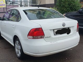 2014 Volkswagen Polo V, белый, 720000 рублей, вид 4