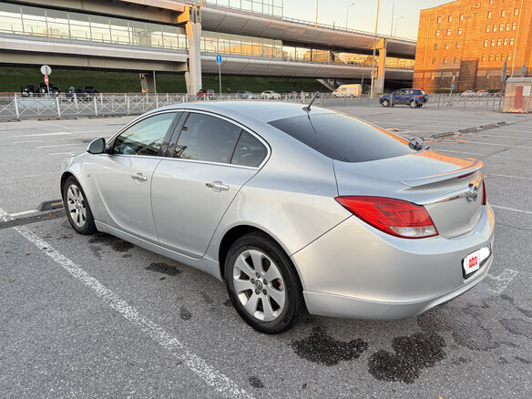 2011 Opel Insignia I, серебристый, 573000 рублей - вид 3