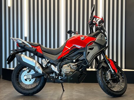 2026 QJMotor SVT 650 X, красный, 729000 рублей, вид 3