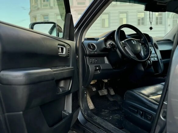 2011 Honda Pilot II Рестайлинг, серый, 1400000 рублей - вид 5