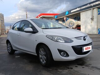 2011 Mazda 2 II Рестайлинг (DE2), белый, 770000 рублей, вид 3