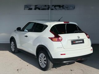 2012 Nissan Juke I, белый, 1059000 рублей, вид 2