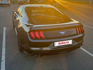 2019 Ford Mustang VI Рестайлинг, серый, 2690000 рублей, вид 4
