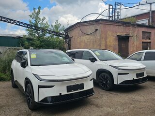 2026 Toyota bZ3X 67.9 kWh, белый, 2670000 рублей, вид 4
