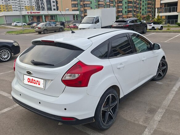 2011 Ford Focus III, белый - вид 6