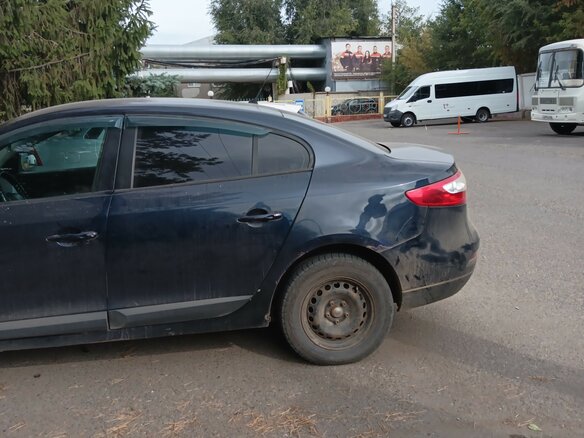 2010 Renault Fluence I, синий, 350000 рублей - вид 8