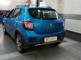 2016 Renault Sandero II, синий, 850000 рублей, вид 4
