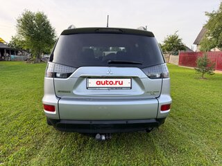 2011 Mitsubishi Outlander II Рестайлинг, серый, 1300000 рублей, вид 3