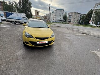 2012 Opel Astra GTC J Рестайлинг, жёлтый, 600000 рублей, вид 1