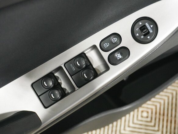 2016 Hyundai Solaris I Рестайлинг, серебристый - вид 13