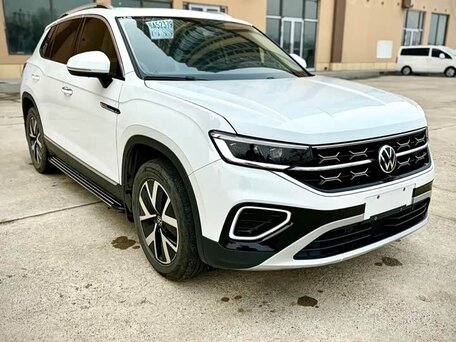 2023 Volkswagen Tayron I Рестайлинг, белый, 2220000 рублей, вид 3