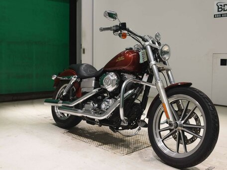 2009 Harley-Davidson Dyna Low Rider, красный, 647000 рублей, вид 3
