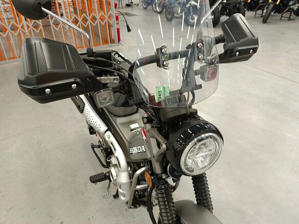 2023 Honda Super Cub, серый, 475000 рублей - вид 8