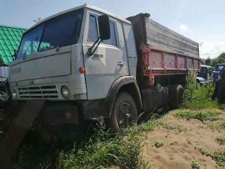 1992 КамАЗ 55102, белый, 1300000 рублей, вид 2