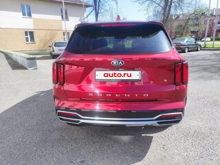 2021 Kia Sorento IV, красный, 2391685 рублей, вид 4