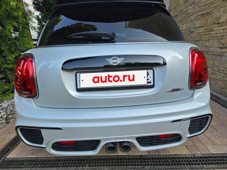 2020 Mini Hatch JCW III (F55/F56) Рестайлинг, серебристый, 3080000 рублей, вид 4