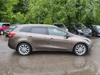 2017 Kia Ceed II Рестайлинг, коричневый, 1300000 рублей, вид 4