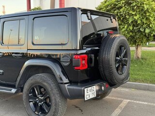 2020 Jeep Wrangler IV (JL), чёрный, 3855000 рублей, вид 4