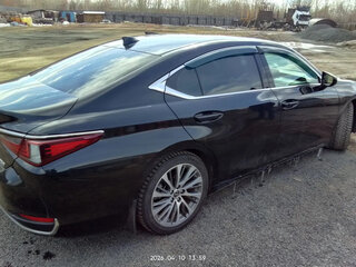 2020 Lexus ES 250 VII, чёрный, 4200000 рублей, вид 4