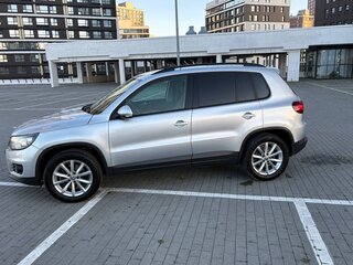 2015 Volkswagen Tiguan I Рестайлинг, серебристый, 1750000 рублей, вид 5