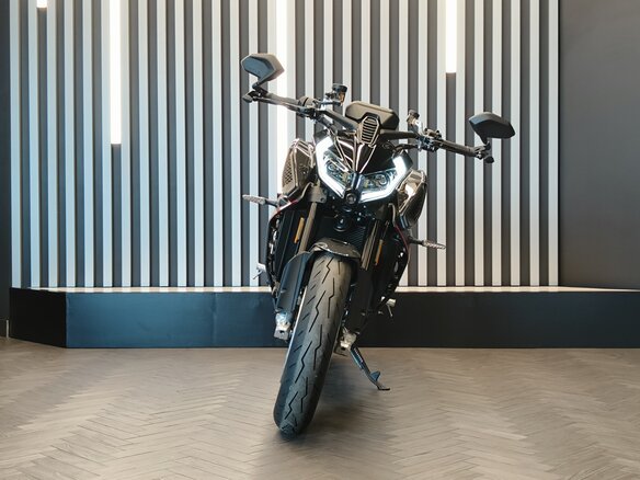 2026 QJMotor SRK 921, чёрный, 1090000 рублей - вид 1