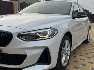 2022 BMW 1 серии 120i III (F52) Рестайлинг, белый, 2900000 рублей, вид 2