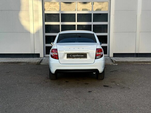 2024 Lada (ВАЗ) Granta I Рестайлинг, белый, 816000 рублей - вид 3