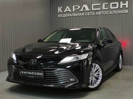 Toyota Camry VIII (XV70)