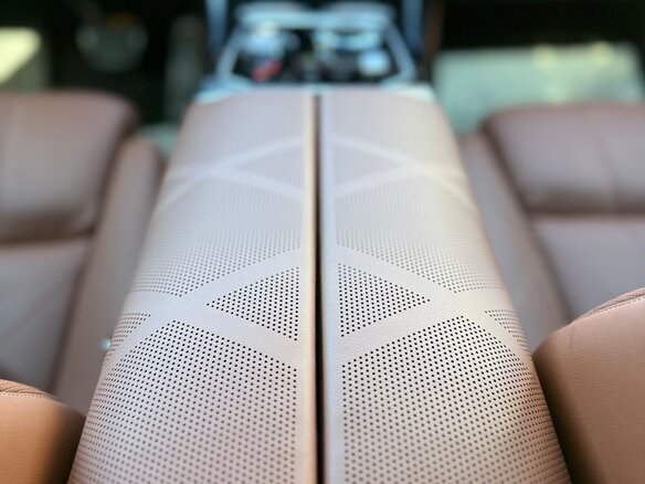 2025 BMW 7 серии 740d xDrive VII (G70), серый - вид 13