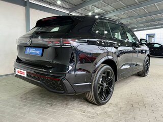 2026 Volkswagen Tiguan L Pro III (China Market), чёрный, 5050000 рублей, вид 5