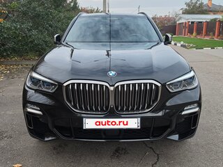 2021 BMW X5 M50d IV (G05/G18), чёрный, 7000000 рублей, вид 2