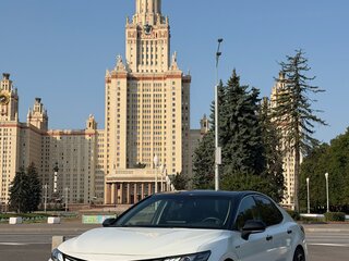 2022 Toyota Camry VIII (XV70) Рестайлинг, белый, 3450000 рублей, вид 5