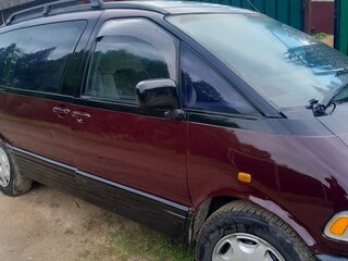 1991 Toyota Previa I (XR10, XR20), красный, 380000 рублей, вид 2