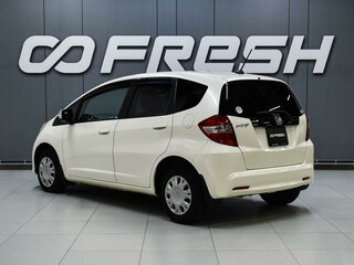 2013 Honda Fit III, белый, 970000 рублей, вид 2