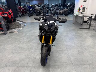 2022 Yamaha Tracer 9, серый, 1419000 рублей, вид 3