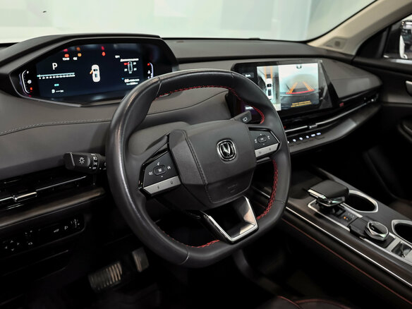 2024 Changan UNI-S I, белый, 2370000 рублей - вид 19
