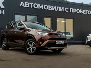 2017 Toyota RAV4 IV (XA40) Рестайлинг, коричневый, 2160000 рублей, вид 3