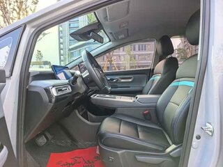 2024 Aion Y Plus 64 kWh, голубой, 1460325 рублей, вид 5