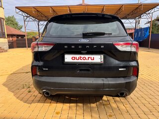 2020 Ford Escape IV, чёрный, 1730000 рублей, вид 5