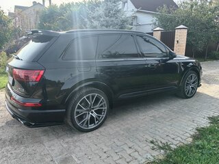 2018 Audi Q7 II (4M), чёрный, 5200000 рублей, вид 3