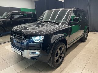 2020 Land Rover Defender 110 II, чёрный, 5300000 рублей, вид 3